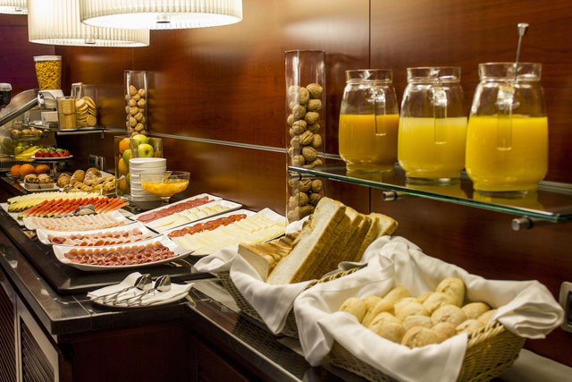 DESAYUNO